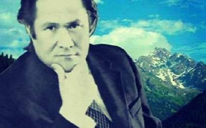 Өлең: Мұқағали Мақатаев (Махаббат бейуақытта табыспайды)