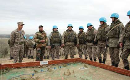 哈萨克斯坦维和部队接受联合国培训团培训