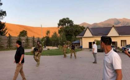 吉警方对前总统阿坦巴耶夫的抓捕行动中有45人受伤