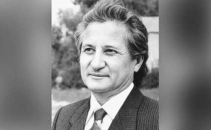 Қадыр ақынның тегін қате жазып жүрміз бе?