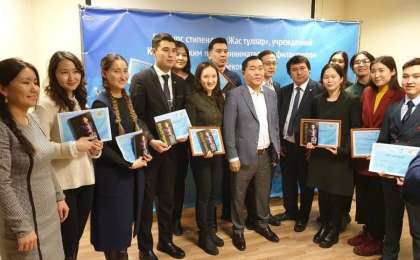 Меценат студент жастарға шәкіртақы тағайындады