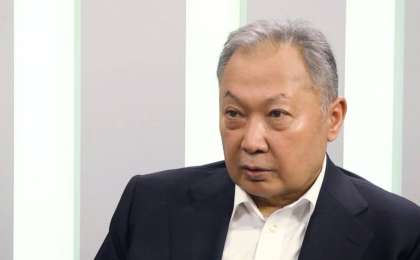 АҚШ Бакиев отбасы ұрлаған 4,6 млн долларды қайтарады