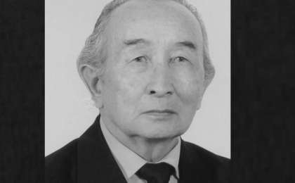 Ақын Оразақын Асқар өмірден өтті