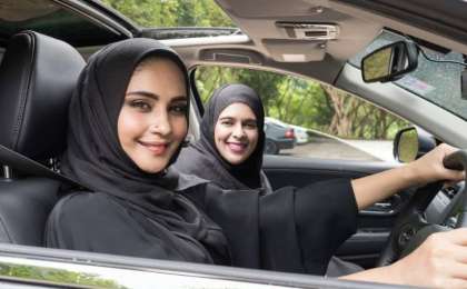 沙特女性今后可不经丈夫同意自行出国旅行