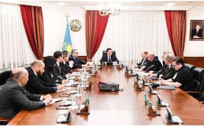 政府总理阿斯哈尔·马明会见美国大型企业领导人