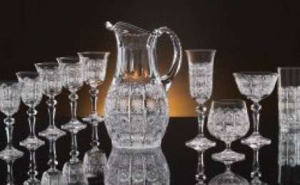 Хрустальды әйнек ыдыстан қалай ажыратамыз