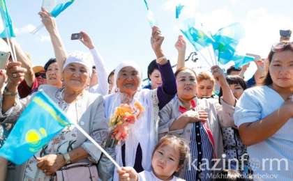 民调显示60%的哈萨克斯坦居民对自己生活满意