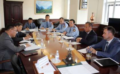 哈萨克斯坦拟对蒙古国缉毒警察进行培训