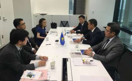 哈萨克斯坦代表团出席日本亚洲未来国际会议