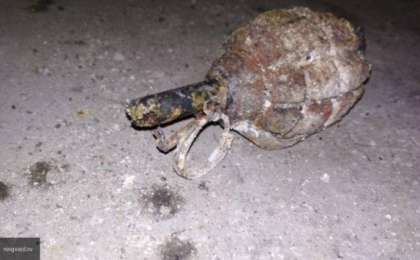 Видеошок: Қарызын қайтарғысы келген адам граната жарып, төрт адамды жаралаған