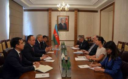 哈萨克斯坦大使会见阿塞拜疆外交部部长