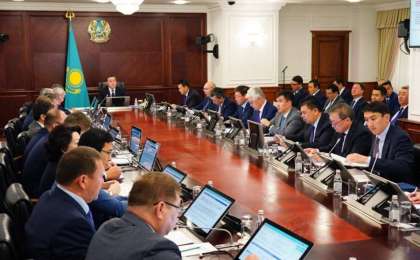 总理责成政府制定各地区小型航空公司发展规划