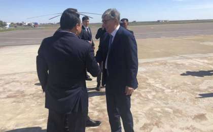 托卡耶夫总统抵达阿特劳州开始工作视察