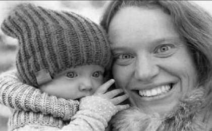 Аю 37 жастағы әйел мен оның сәбиін талап тастады