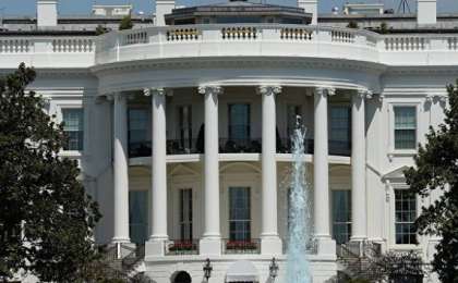 АҚШ-та Ақ үйдің маңында белгісіз адамды атып тастаған