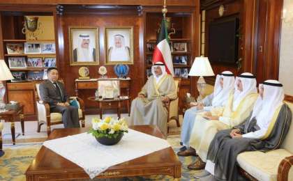 哈萨克斯坦大使会见科威特外长