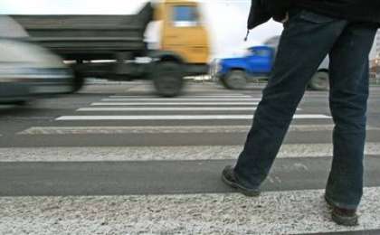 58 жастағы жаяу жүргіншіні автобус қағып, мерт қылды