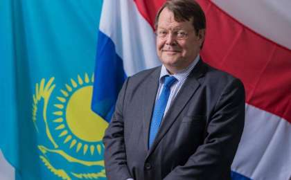 荷兰驻哈大使正式结束外交使命