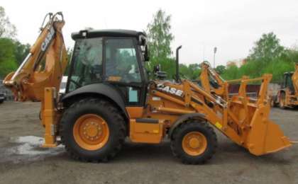 Алматыда әкесі туған қызын экскаватормен басып кетті