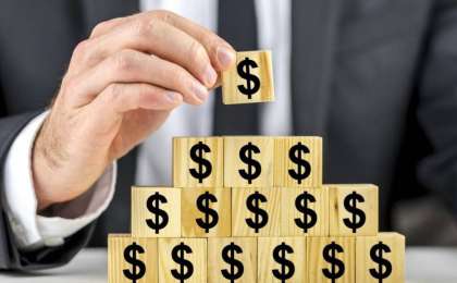 Қазақстандық әнші қаржы пирамидасын құрды деген күдікке ілінді