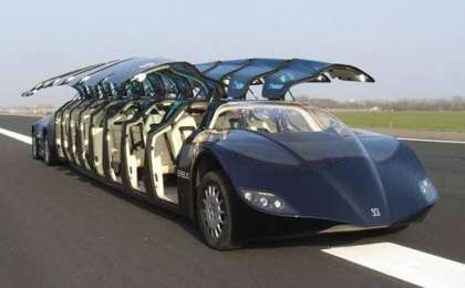 Дубайда әлемдегі ең жылдам «супер автобус» іске қосылды (ФОТО)