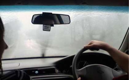 Көлік әйнектерінің булануынан қалай құтылуға болады?