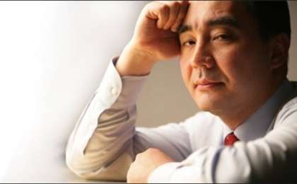 Әдiл Тойғанбаев. Бізге халықты көтере алатын партия жетіспейді