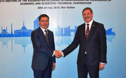 哈爱政府间经济和科技合作委员会会议在努尔-苏丹举行