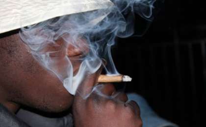 Таиландта туристерге марихуана шегуге рұқсат етілді