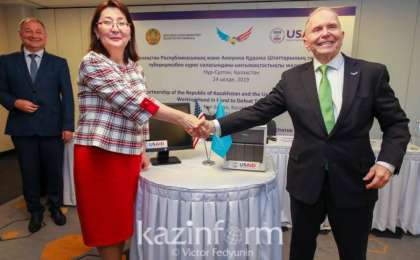 美国使馆赠予我国用于早期诊断结核病的新型设备