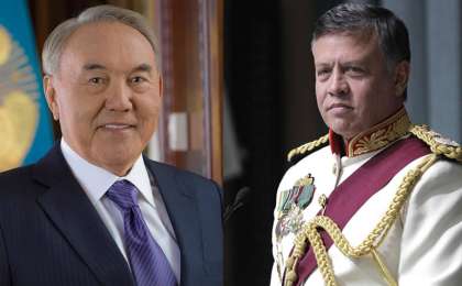 纳扎尔巴耶夫同约旦国王通电话