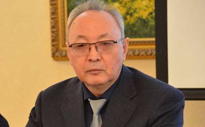 别克塔斯•别克纳扎若夫：立法工作上，参议员不能忽视自己的责任