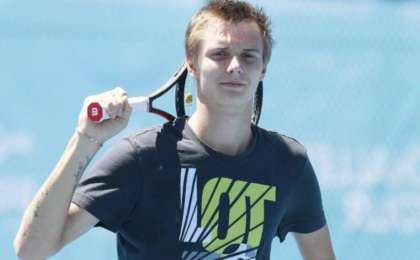 成都网球公开赛：哈萨克斯坦小将闯入半决赛