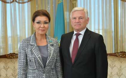 参议院议长会见白俄罗斯驻哈大使