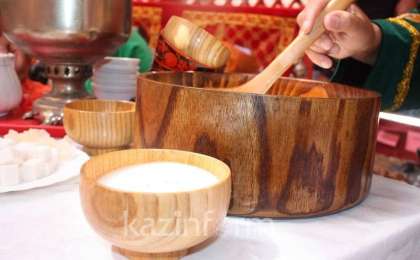 哈萨克斯坦的马奶和骆驼奶产量大幅增加