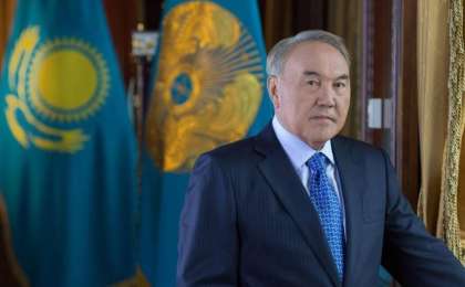 纳扎尔巴耶夫就法国前总统希拉克逝世致唁电