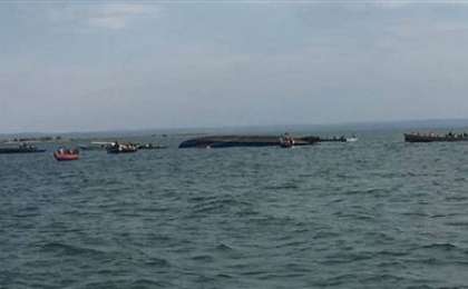 Кеме апатынан 30-ға жуық адам қаза тапты