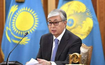 总统宣布暂停组建新的国有企业