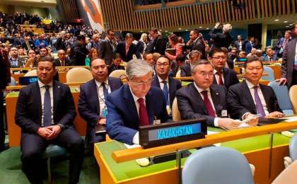 托卡耶夫总统出席联大一般性辩论并发言