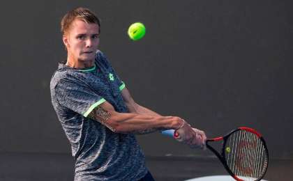 ATP成都公开赛：哈萨克斯坦小将战胜赛事6号种子