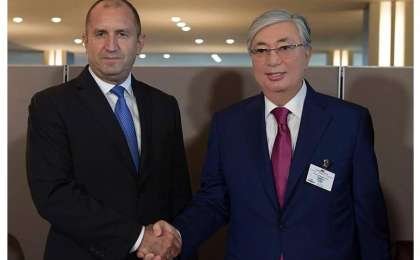 托卡耶夫总统会见保加利亚总统