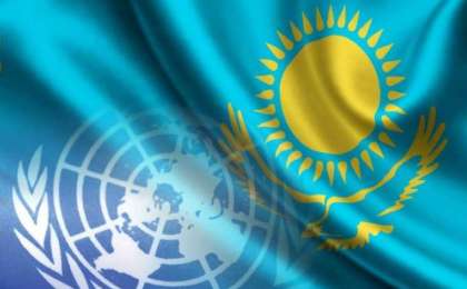 外交部长在纽约会见联合国副秘书长