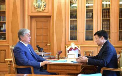 托卡耶夫总统接待最高法院院长