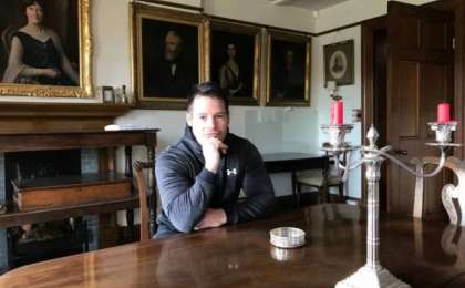 ДНК тест арқылы әкесін тапқан ер адам миллиардер атанған