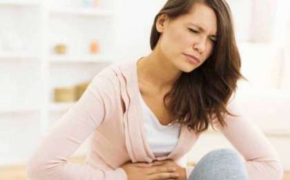 Тамақтан уланған кезде алғашқы көмекті қалай көрсету керек?