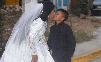 Бала мен әйелдің тойы әлеуметтік желіде жарылыс жасады