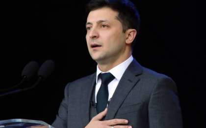 乌克兰新当选总统泽连斯基宣誓并正式就职