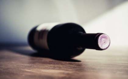 Мейрамхана қонағына шатасып 2 миллион теңгенің шарабын беріп жіберген