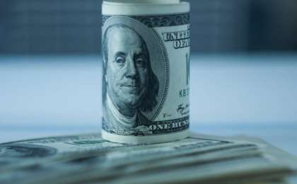 今日美元兑坚戈终盘汇率1:378.89