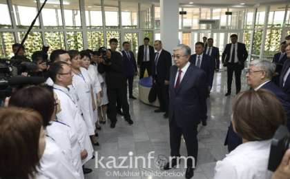 托卡耶夫总统视察克孜勒奥尔达州一系列基础设施